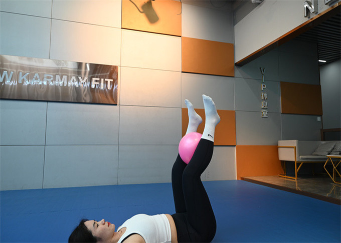 ultimo caso aziendale circa Come usare una palla pilates morbida